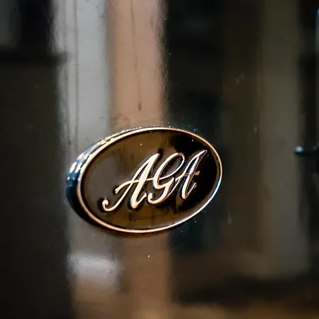43 St John Street Apartment